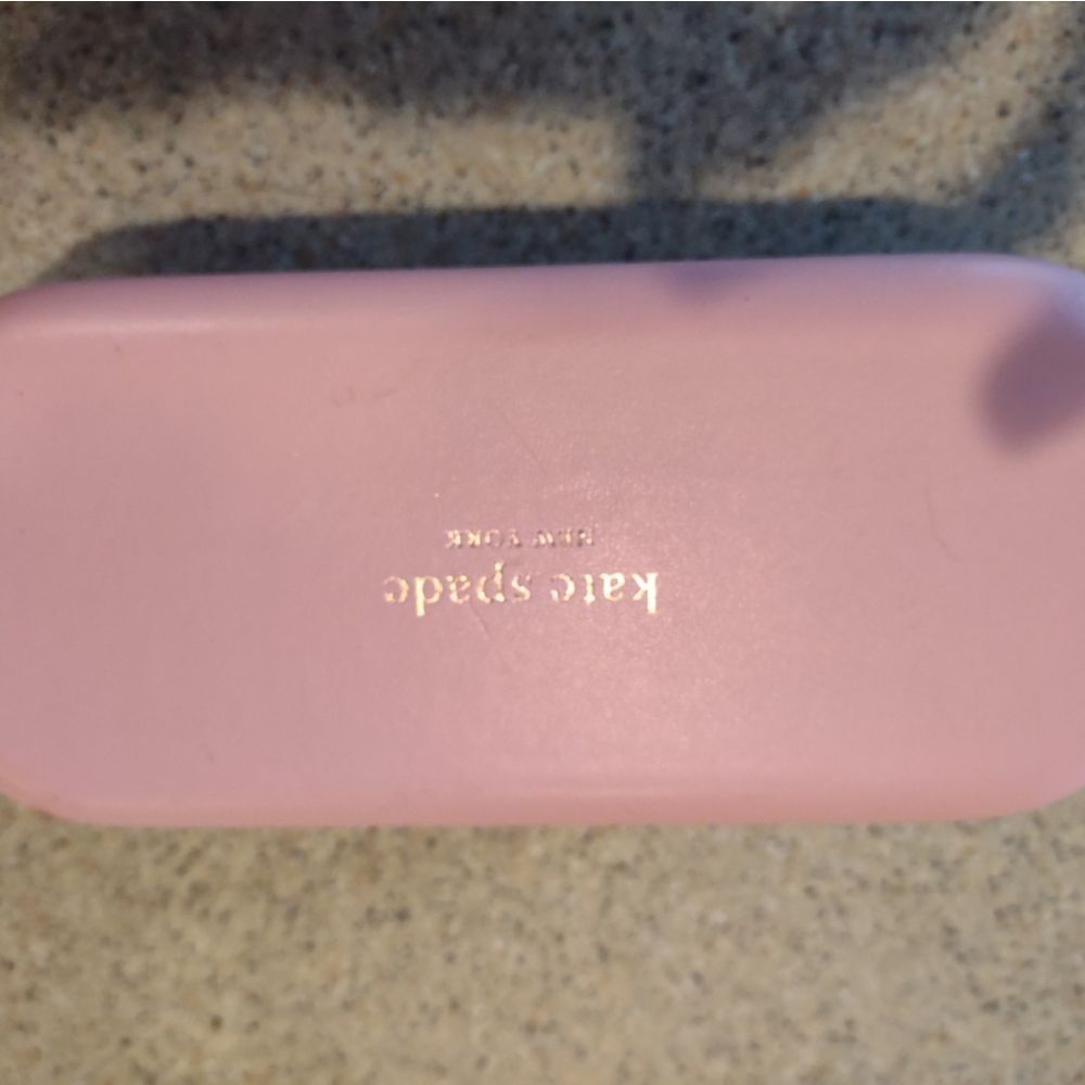👍 Kate Spade Glass Case. C5